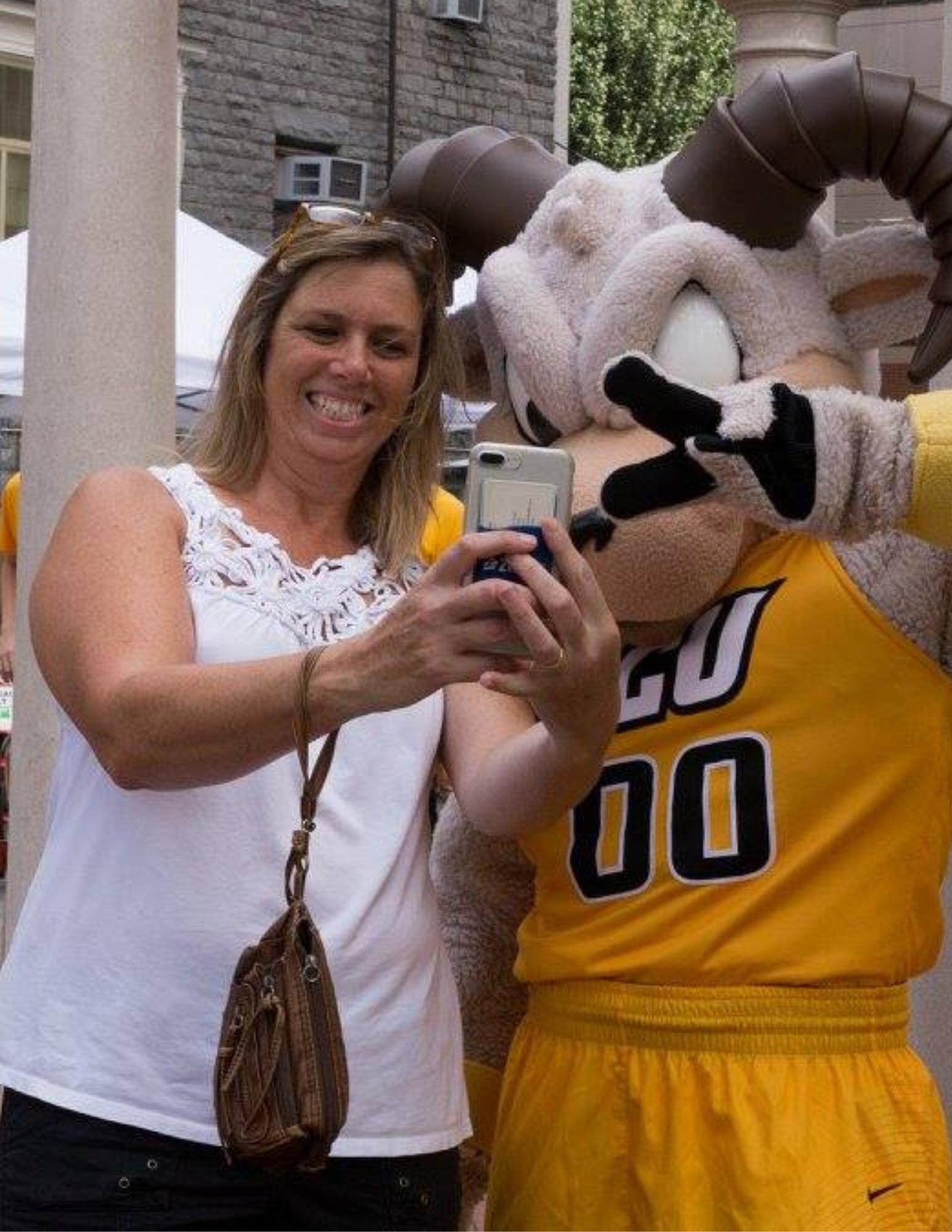 VCU mother taking selfie with Rodney